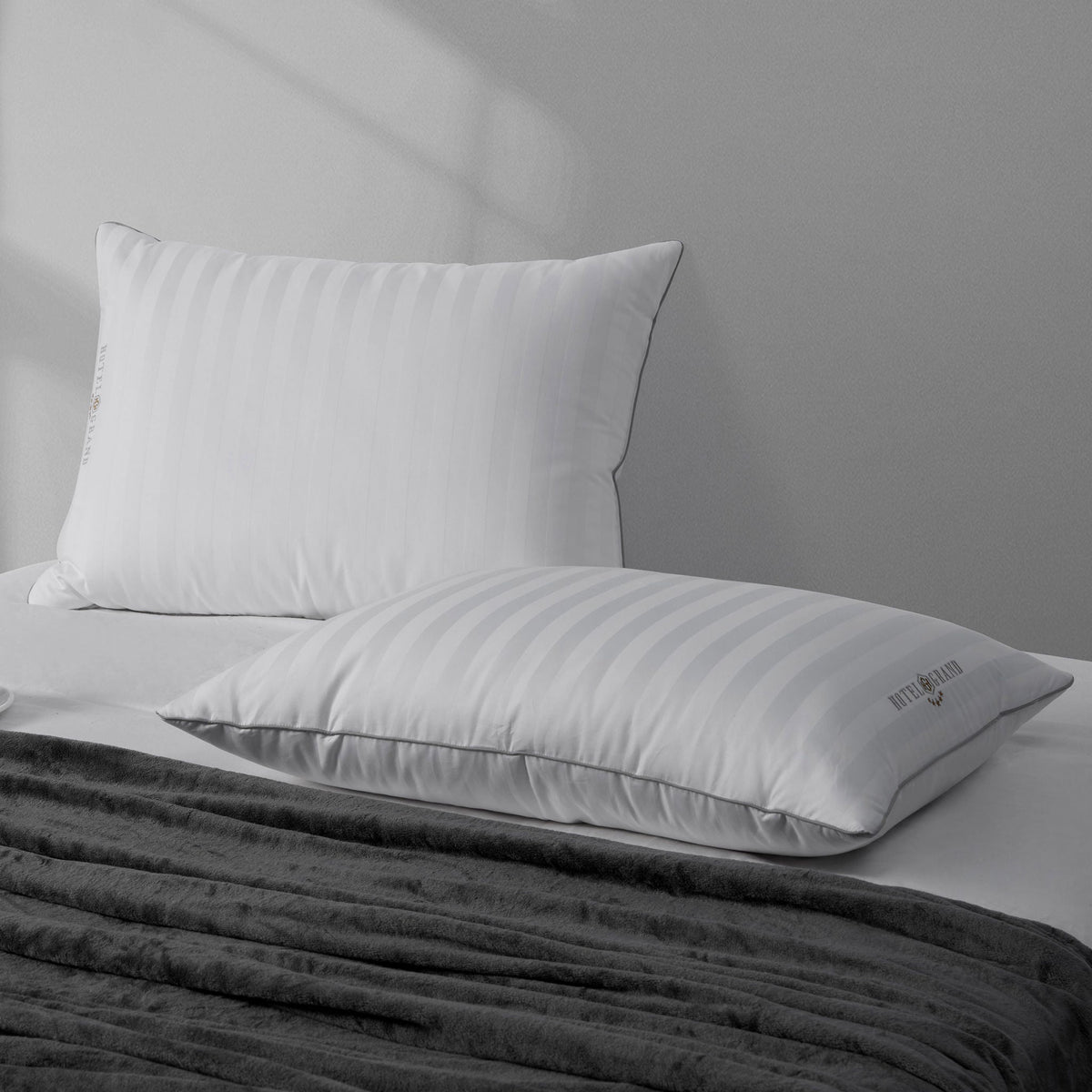 Hotel Grand Feather & Down Pillow, 2-pack