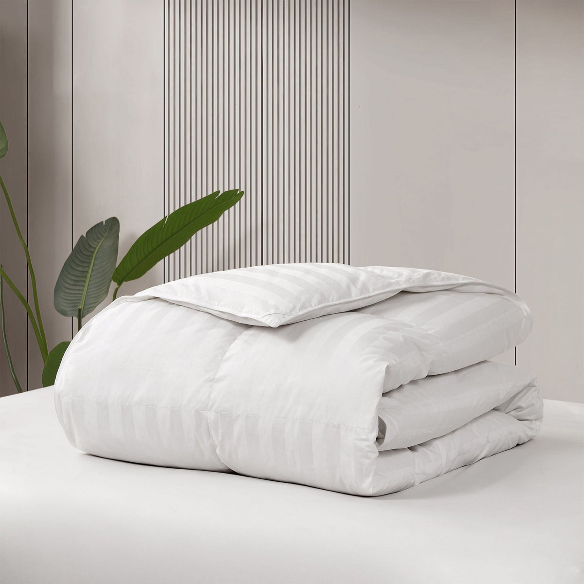 Hotel Grand White Down Comforter