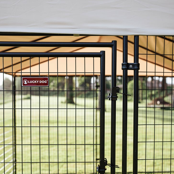 Lucky Dog STAY Series Presidential Dog Kennel 10'x10' with Privacy Screen - image 6