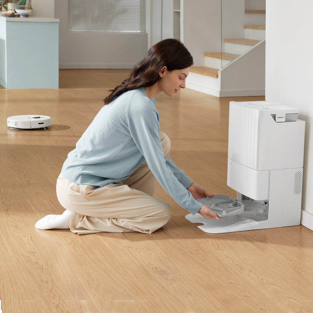 Roborock QX Revo Robot Vacuum and Mop with Multifunctional Dock