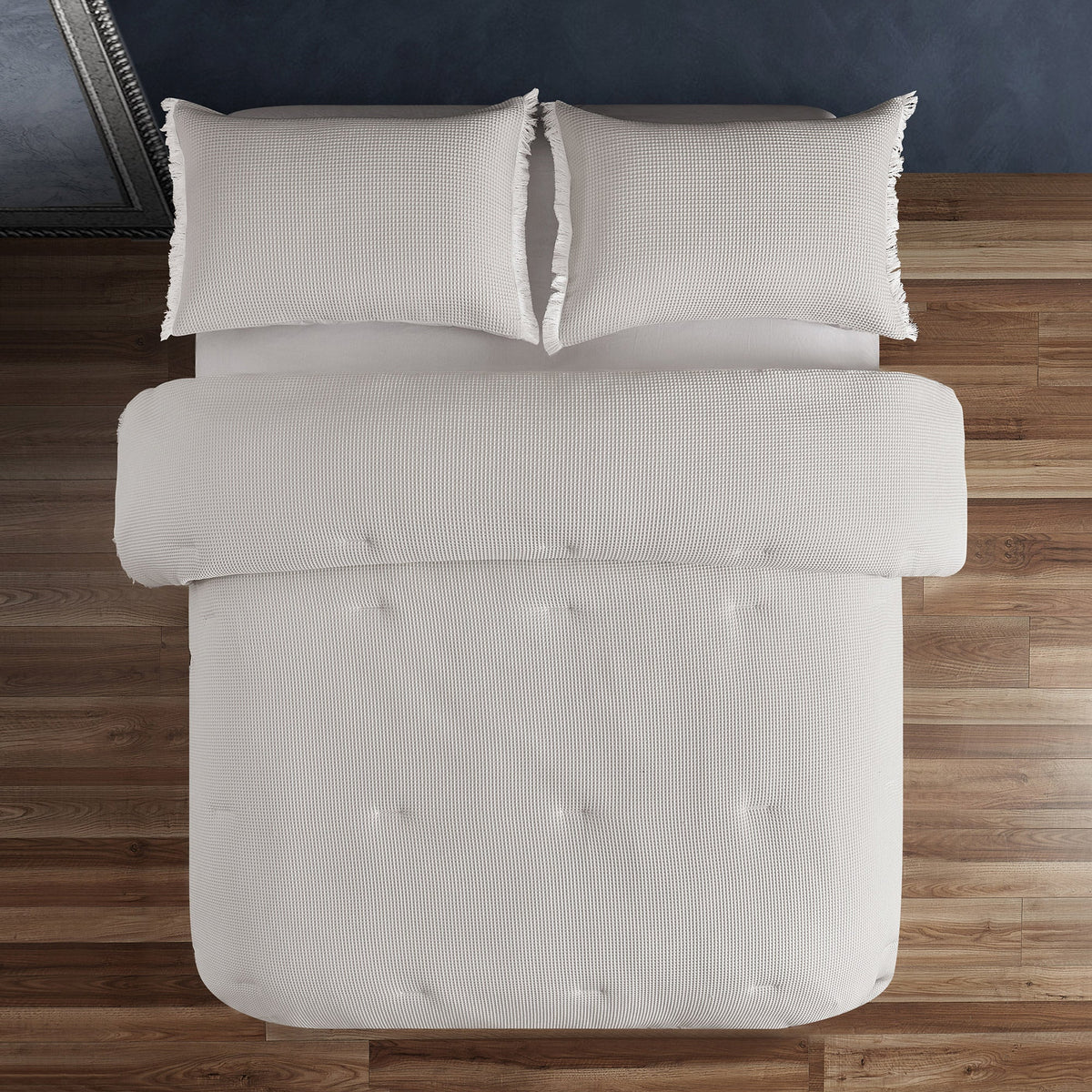 Loft and Living 3-piece Comforter Set, Charlotte