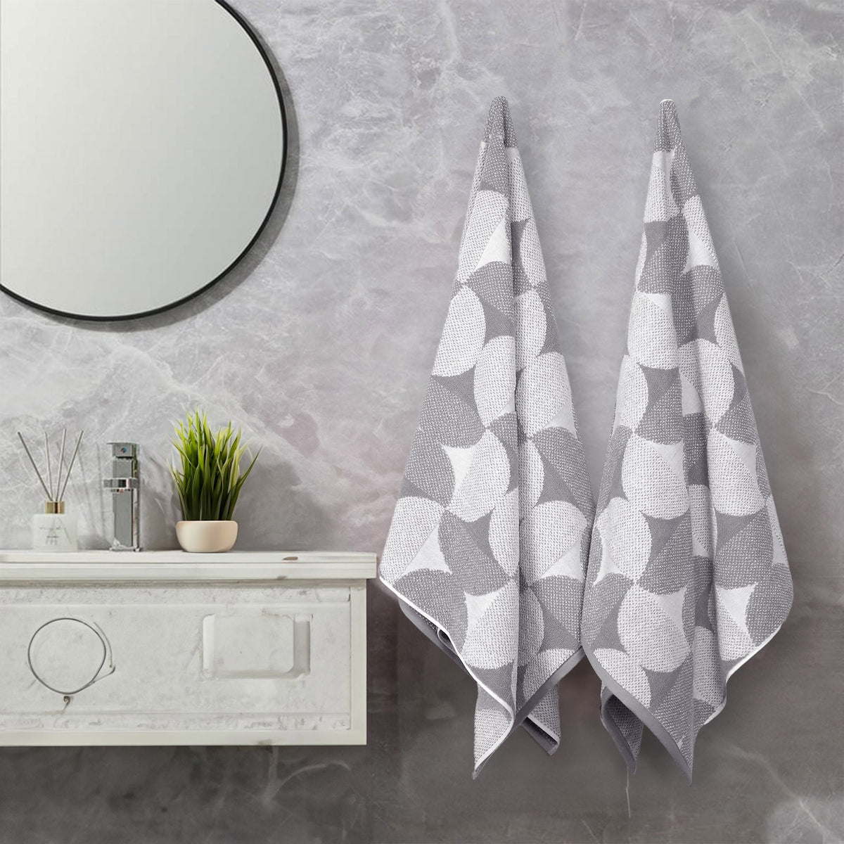 Izzy Bath Towel 2-piece Set
