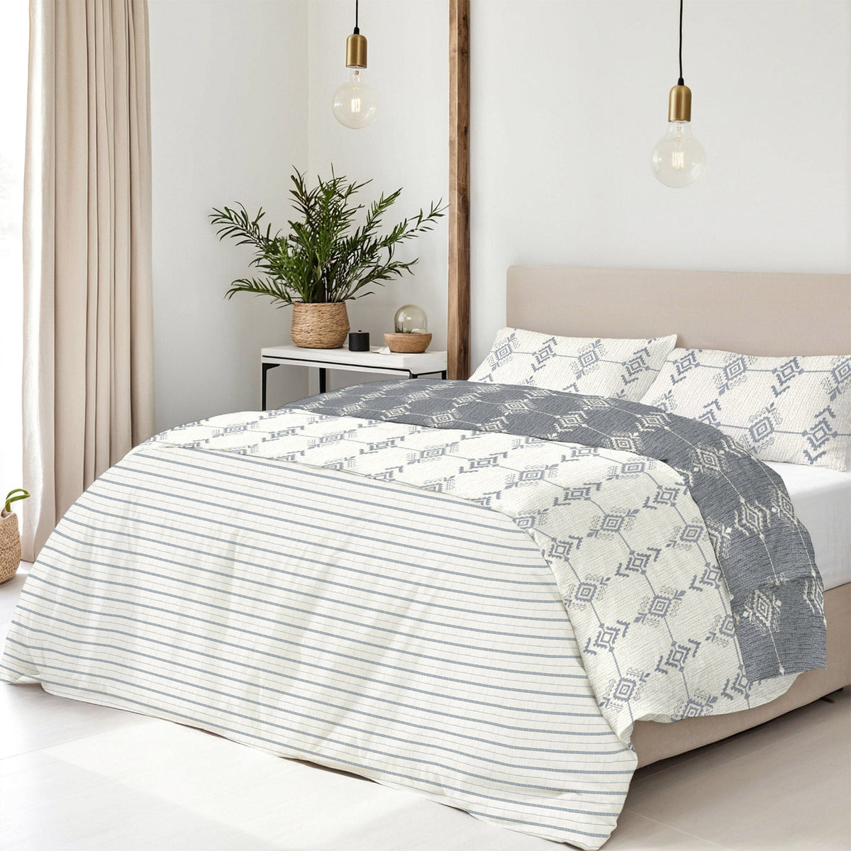 Heritage Threads 4-Piece Coverlet Set with Comforter