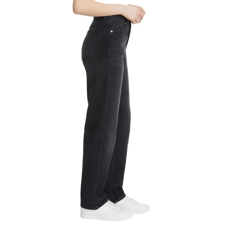 Gloria Vanderbilt Women's Straight Leg Jean