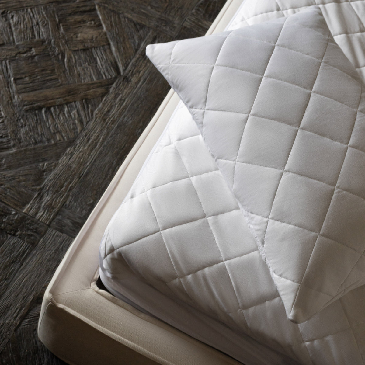 Ettitude CleanBamboo Pillow Protector