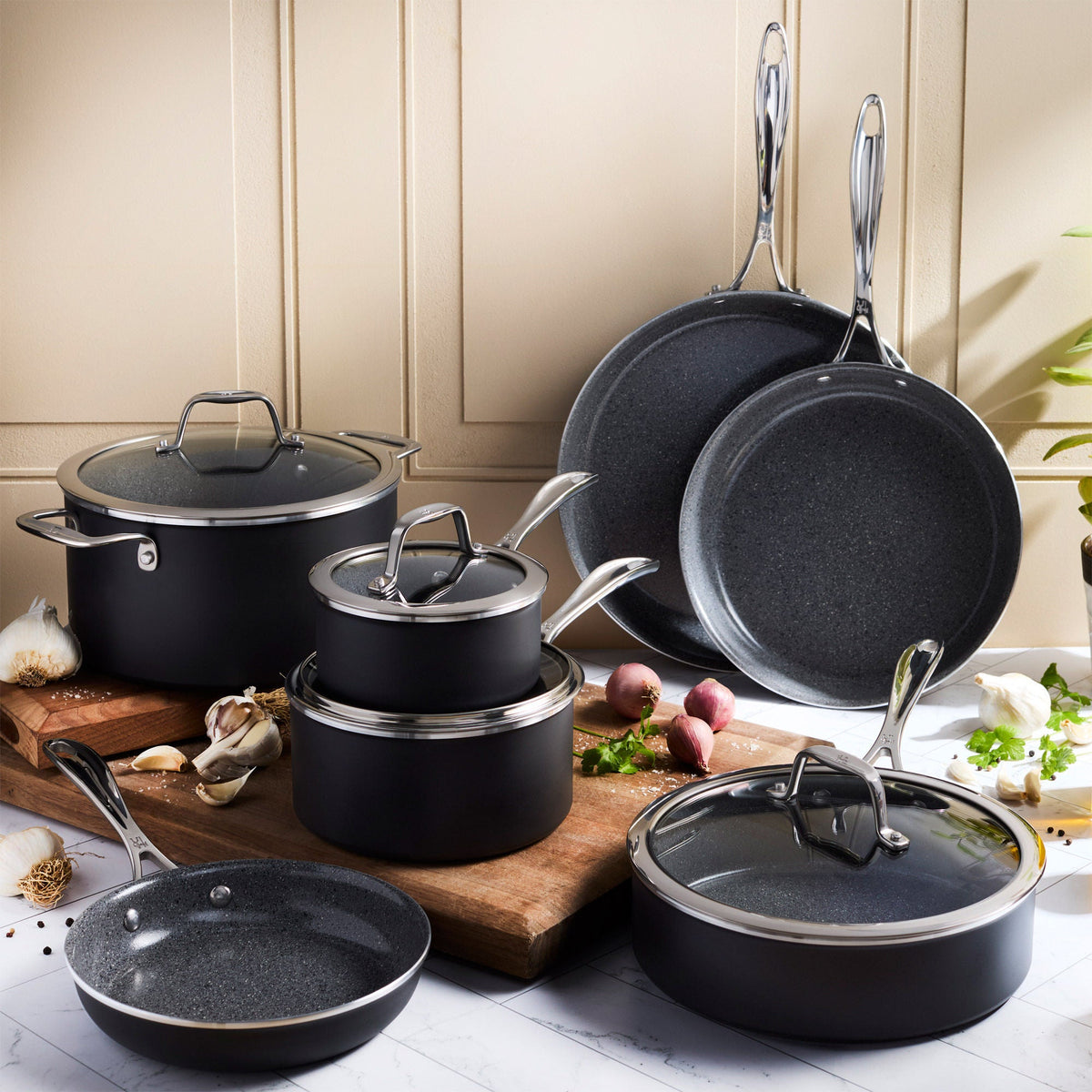 Henckels Capri Ceramic 11-piece Cookware Set