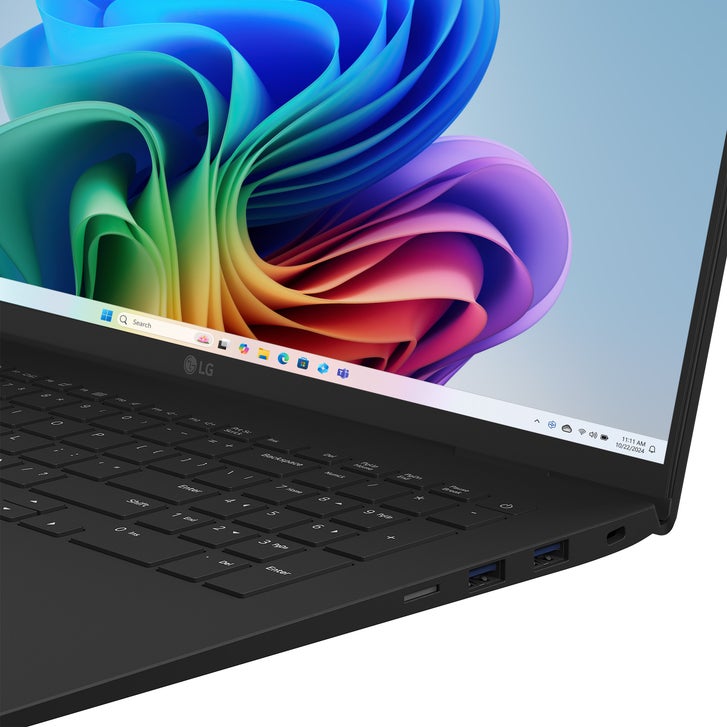 LG gram 17" Copilot+ PC, Thin and Lightweight Laptop, Windows 11 Home, Intel Evo Edition - Intel Core Ultra 7, 32GB RAM, 2TB SSD, Black – image 3