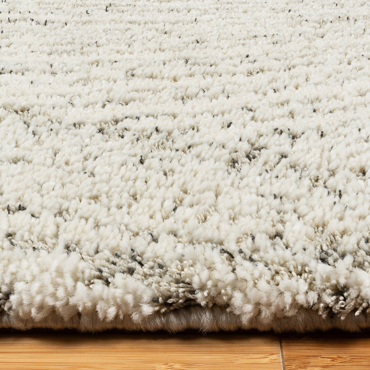Foxwood Cozy Area Rug Collection, Conner Cream