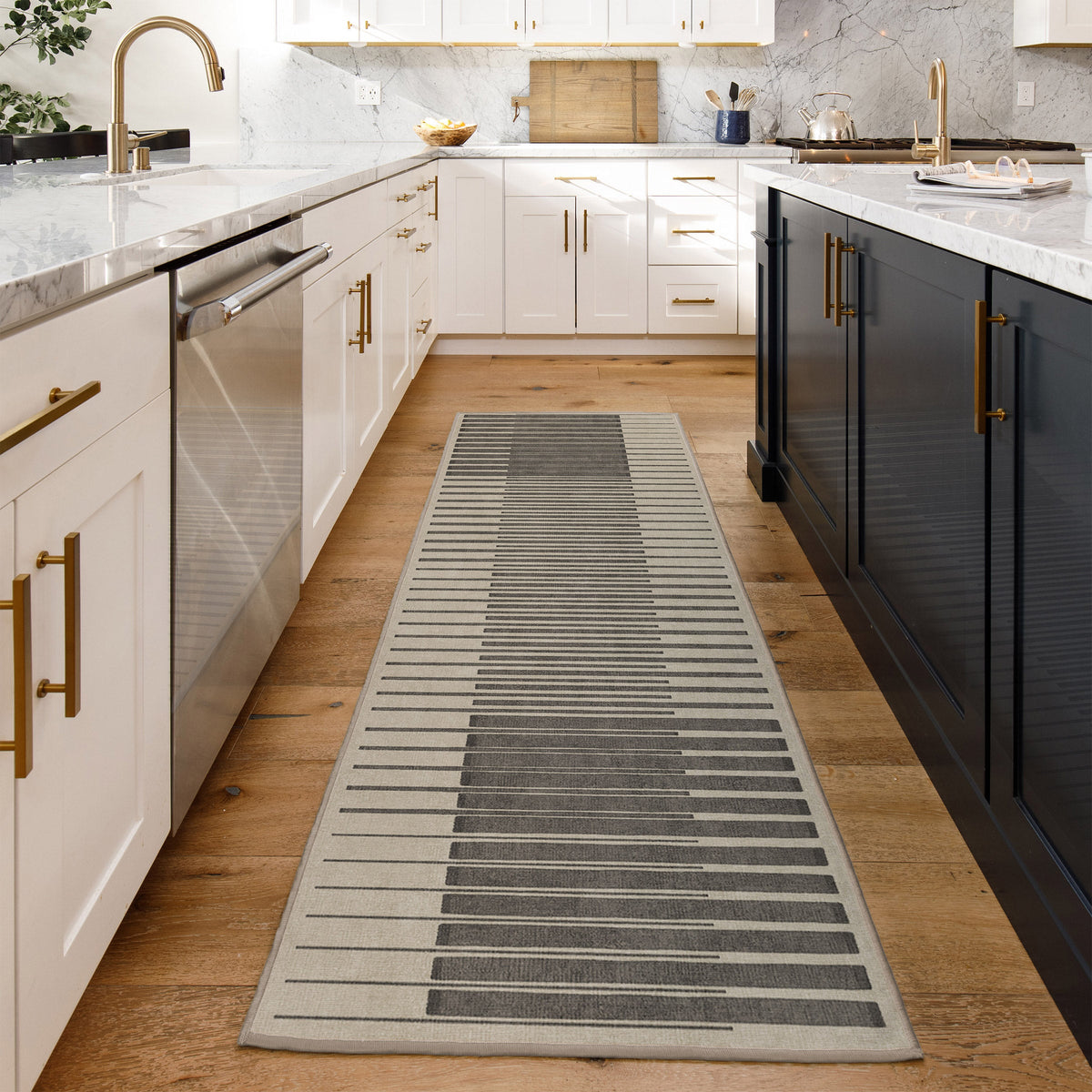 Ruggable Flatwoven Washable Gradasi Runner Rug, 2'6" x 7'