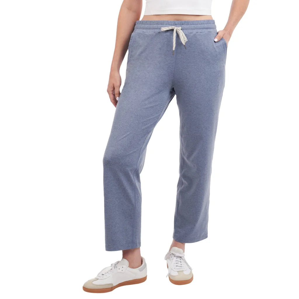 Kirkland Signature Women's Lightweight Crop Pant - image 4