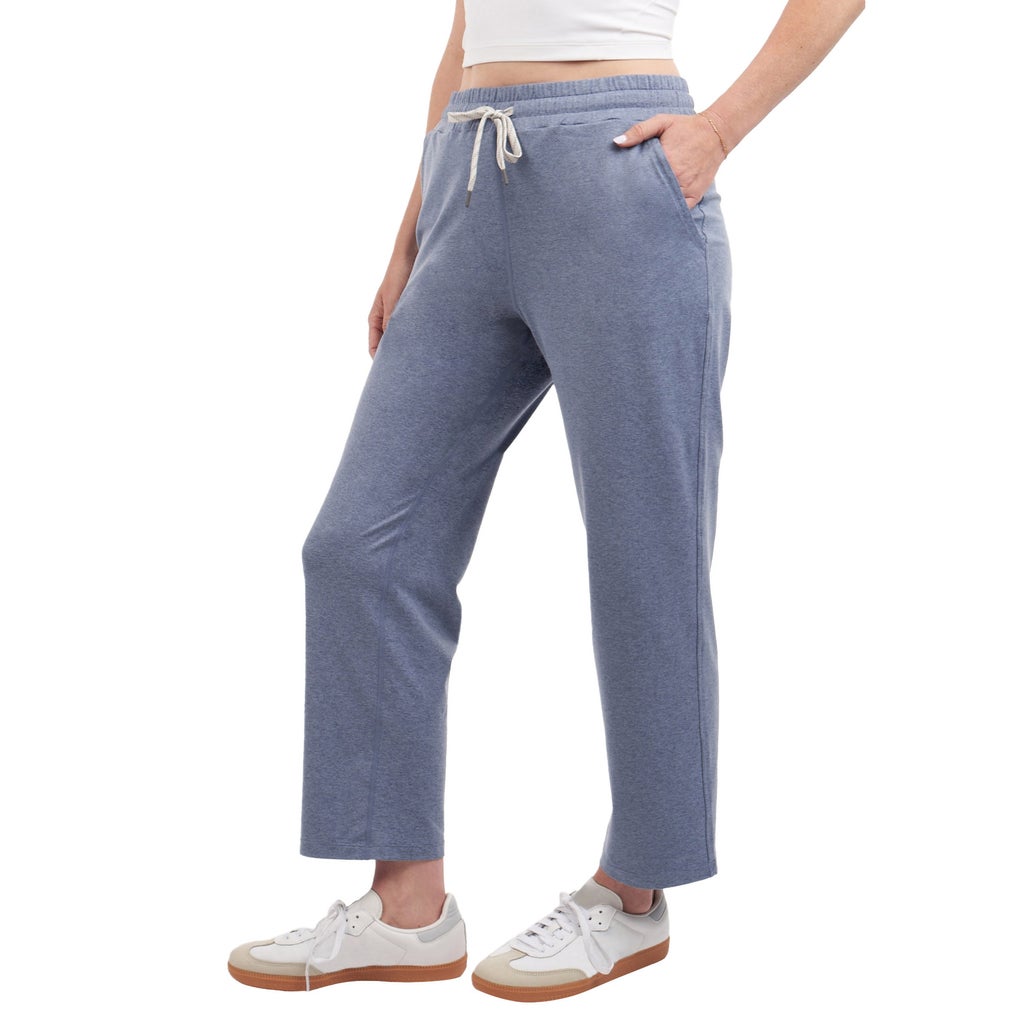 Kirkland Signature Women's Lightweight Crop Pant - image 5