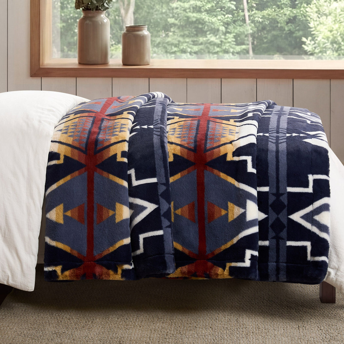 Pendleton Faux Fur Luxe Blanket