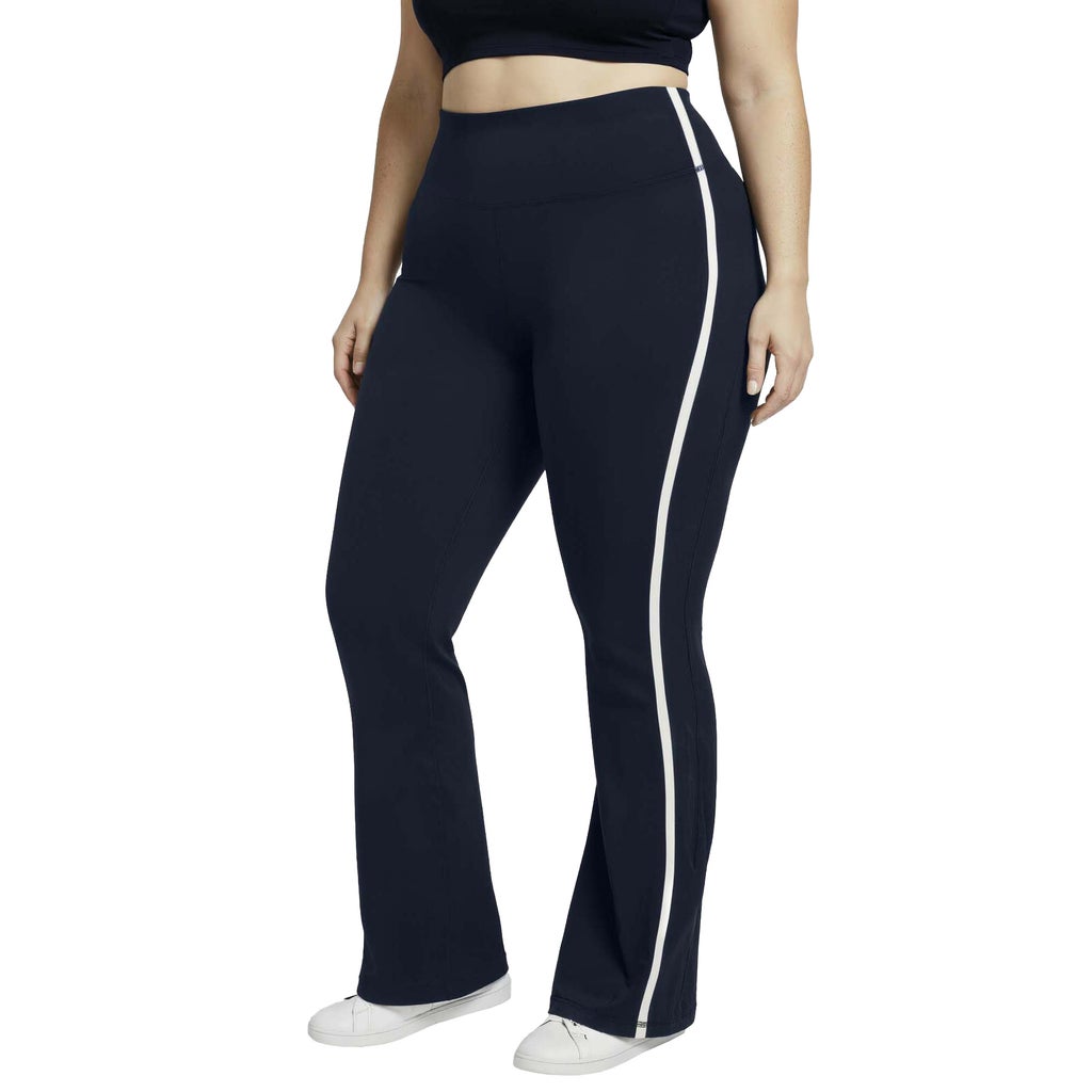 [color:navy] GapFit Women's Flare Legging with Piping - Navy - image 15