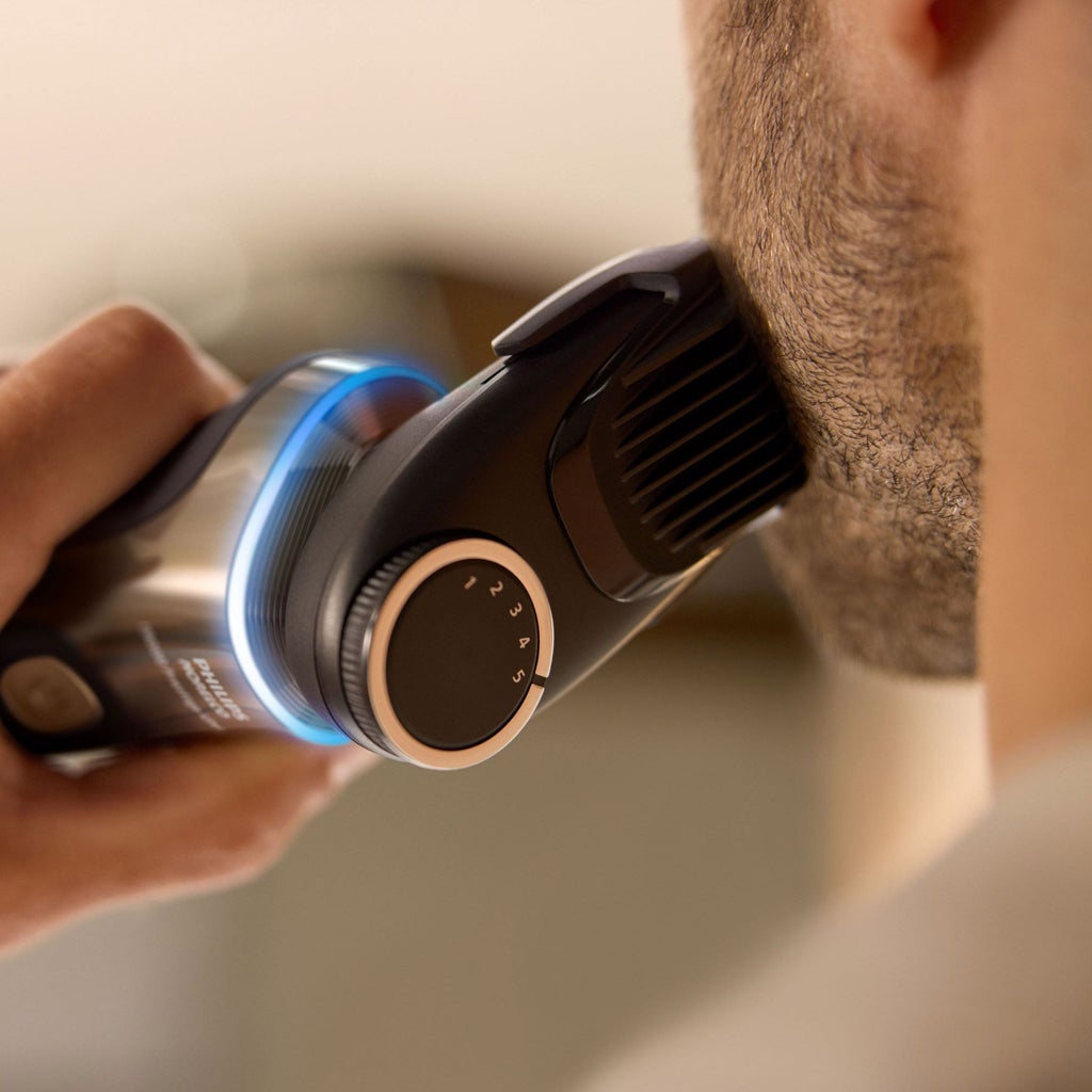 Philips Norelco i9000 Prestige Ultra Electric Wet and Dry Shaver with UV Power Charger - product image