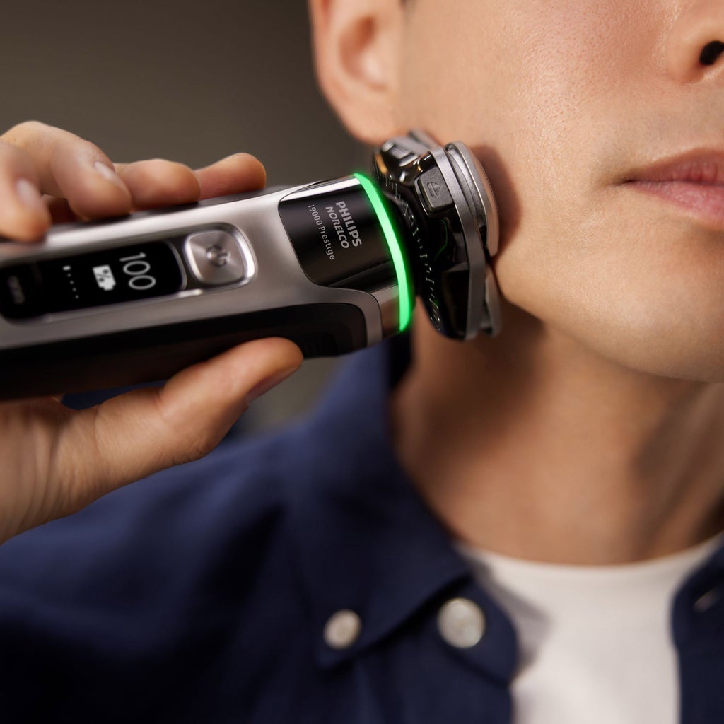 Philips Norelco i9000 Prestige Electric Wet and Dry Shaver Powered by AI - product image