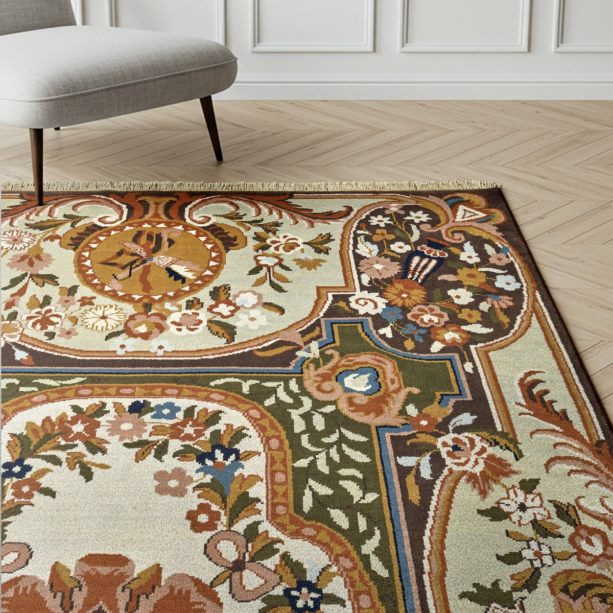 Chatsworth Hand Knotted Rug Collection, Beckley Park Ivory