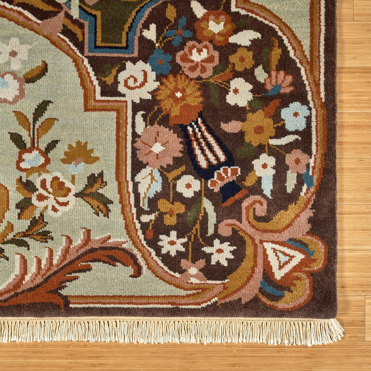 Chatsworth Hand Knotted Rug Collection, Beckley Park Ivory