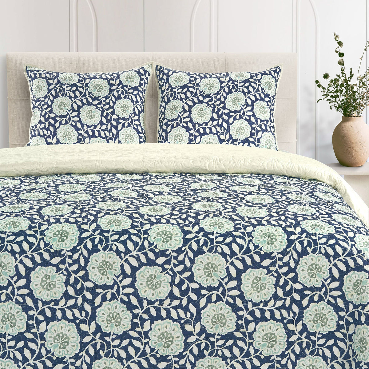 The Linen Closet Glenbrook 3-piece Quilt Set