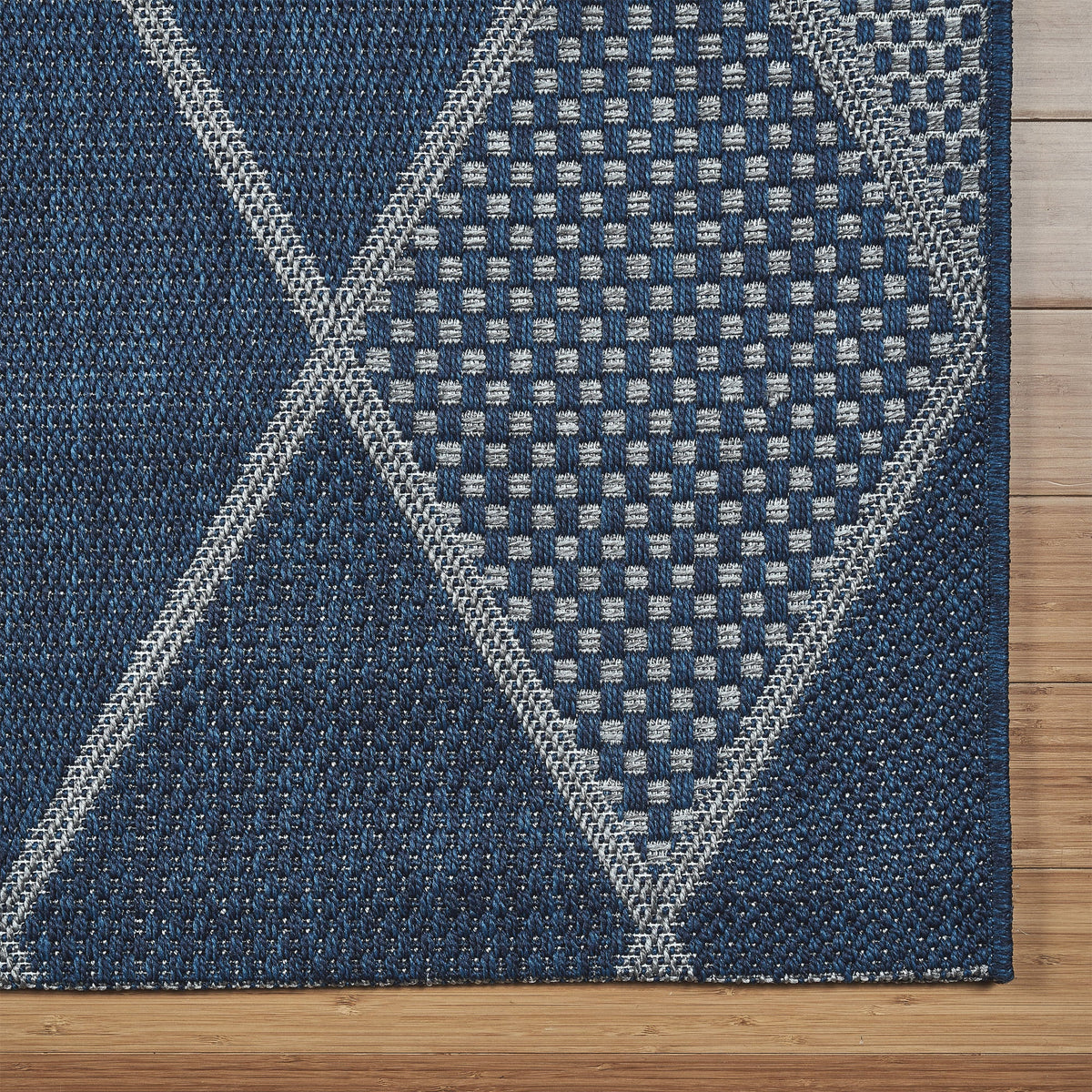 Laguna Indoor/Outdoor Area Rug, Morris Navy Gray, 6'6” x 9'6”