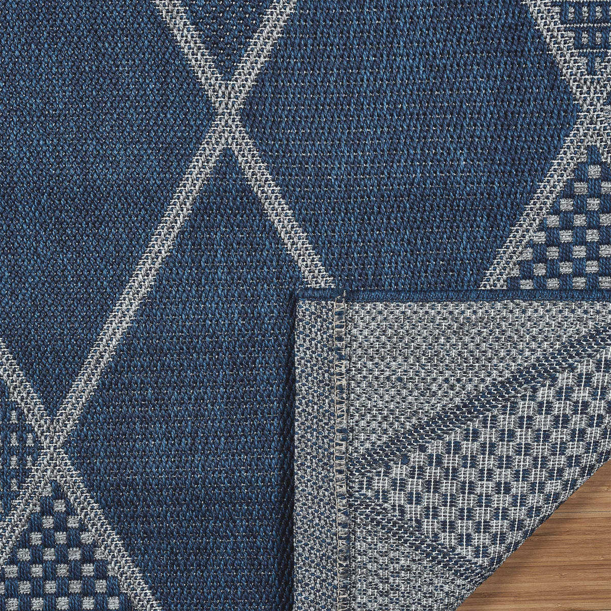 Laguna Indoor/Outdoor Area Rug, Morris Navy Gray, 6'6” x 9'6”