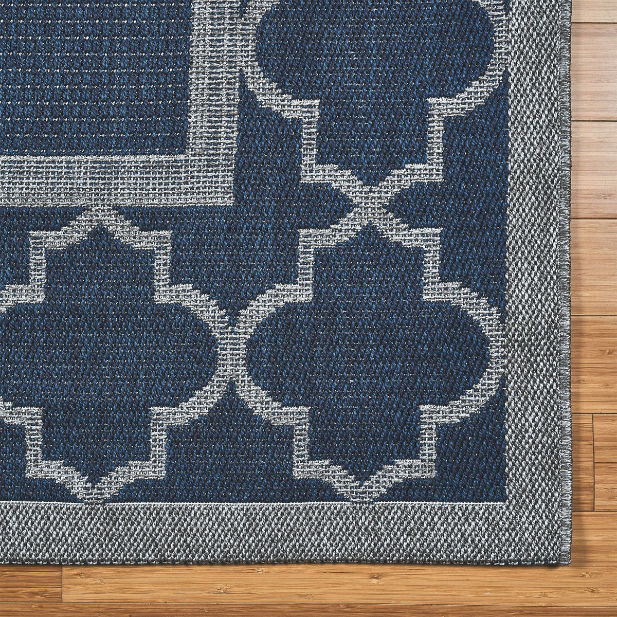 Laguna Indoor/Outdoor Area Rug, Simeon Navy Gray, 7'10” x 10'
