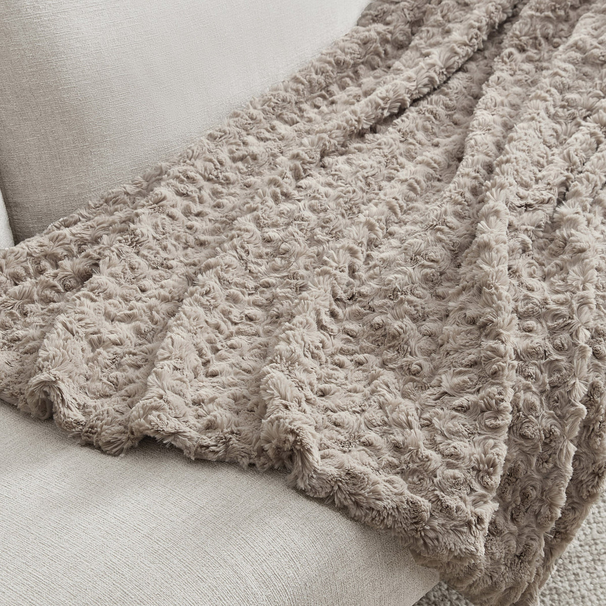 Casual Living Laine Faux Fur Throw