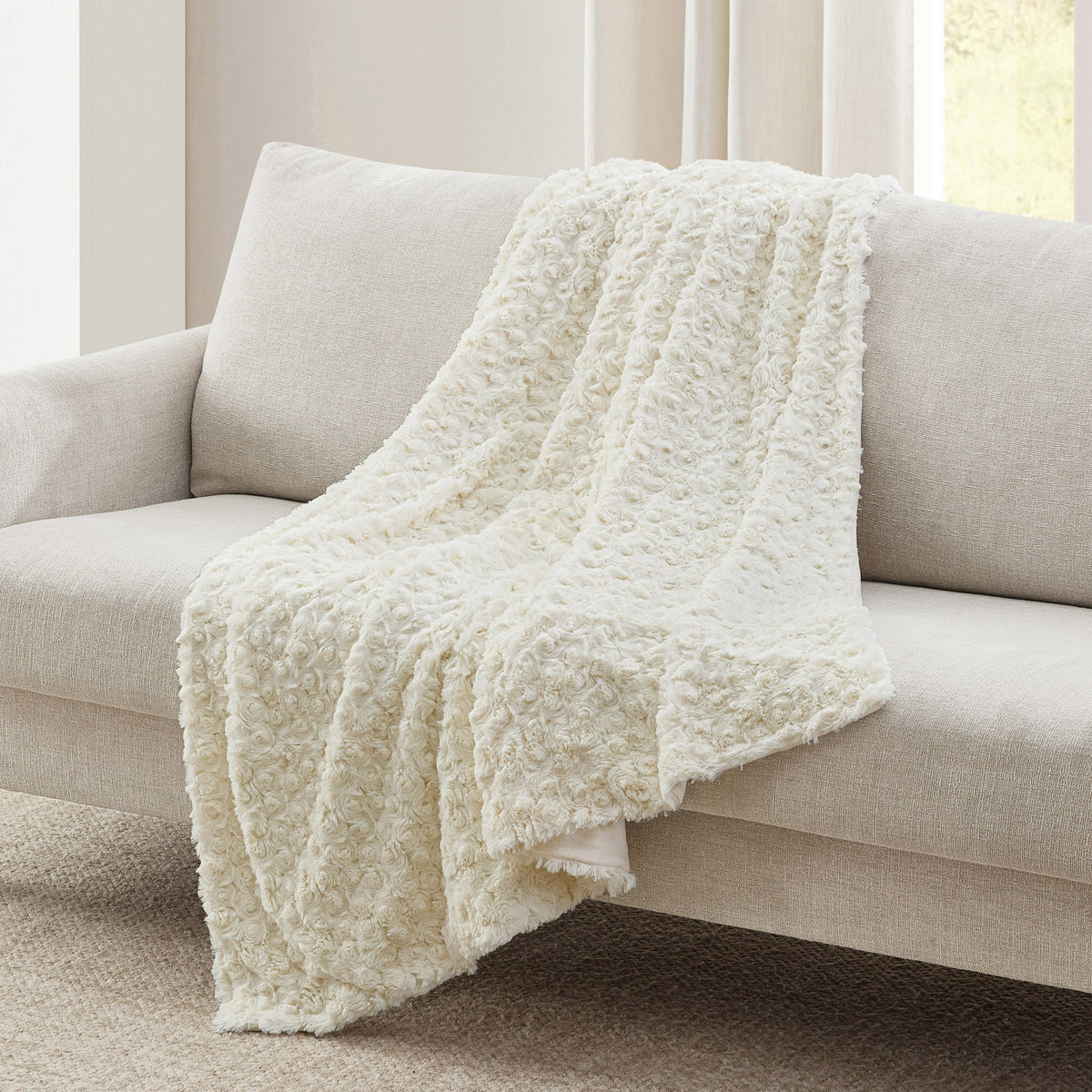 Casual Living Laine Faux Fur Throw