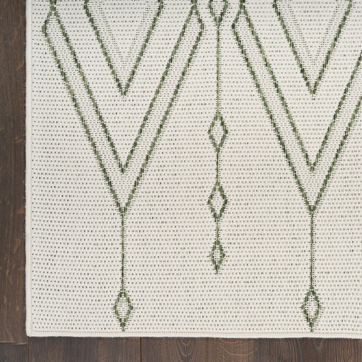 Nourison Garden Spring Indoor/Outdoor Rug, Frostline, 5'3” x 7'3”