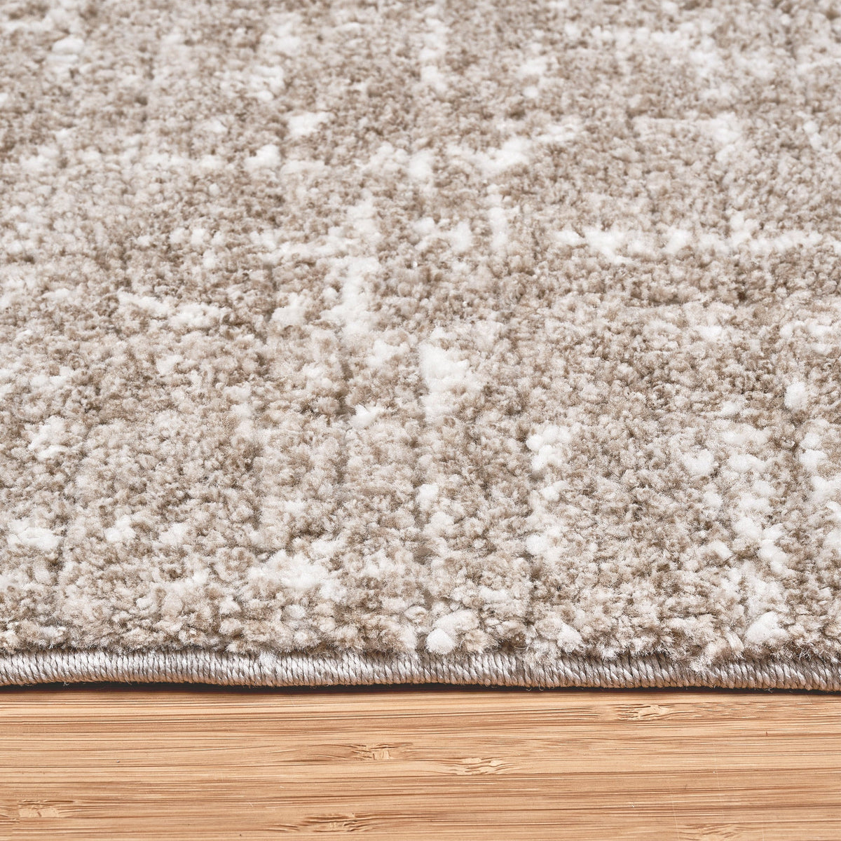 Gertmenian Turin Area Rug, Erykah Beige, 5’3” x 7’