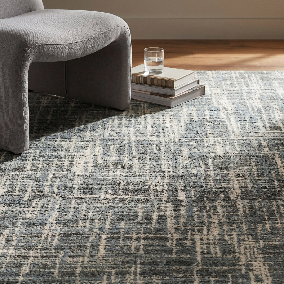 Surya Quesada Area Rug, Mist Blue, 7’10” x 10’