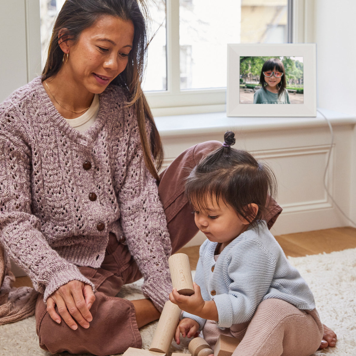 Parker Stone Collection by Aura Wi-Fi Digital Photo Frame