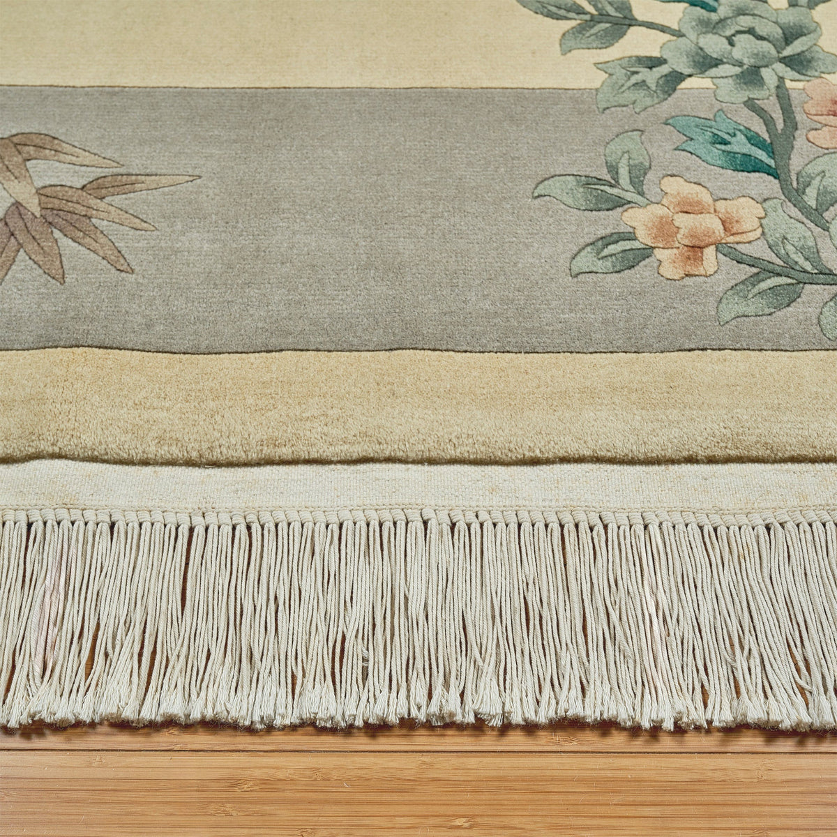 Pagoda Hand Knotted Rug Collection, Emmen Ivory