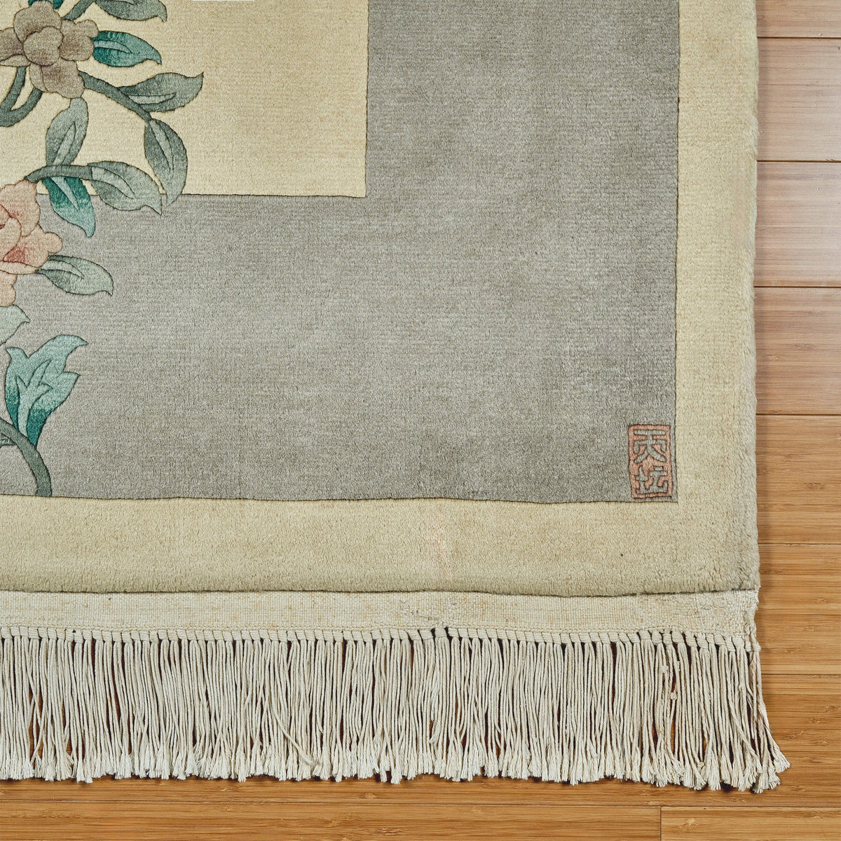 Pagoda Hand Knotted Rug Collection, Emmen Ivory