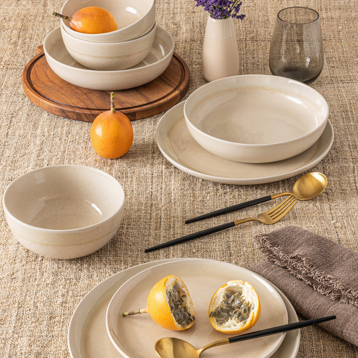 Over & Back 16-piece Dinnerware Set