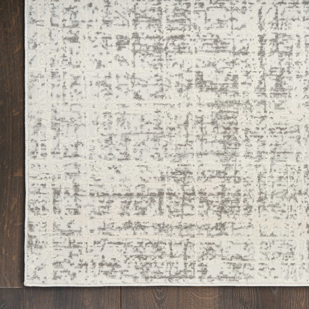Nourison Summit Runner Rug, Granite Gray, 2’2” x 7’6”